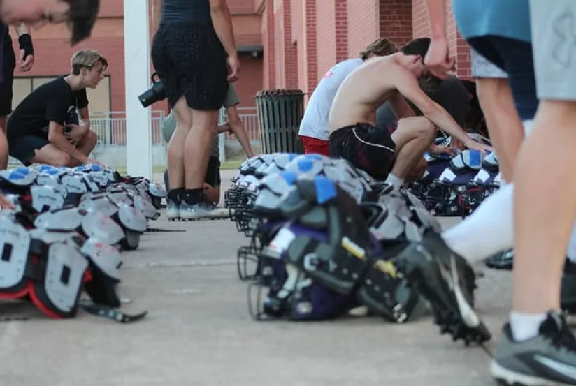 Austin Royals Praying over pads